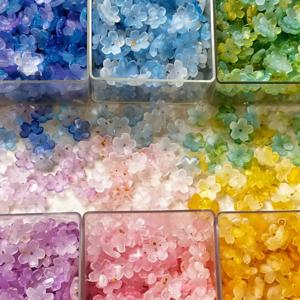 TEMU 약 25g 약 135개 복숭아꽃 입체 구멍 골드 살포 복숭아꽃 루즈 비즈 비즈 꽃 팔찌 액세서리 DIY 빈티지 흔들림 나뭇가지 작은 꽃 호스타 장식 액세서리, 구슬 팔찌 프로젝트, DIY 주얼리 제작, 정교한 꽃 장식, 플라워 참 비즈, 정교한 비즈 공예, 경량 비즈, 주얼리 부품, 수공예가, 주얼리 제조업체