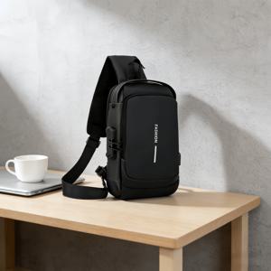 TEMU 남성용 체스트백 블랙 미니멀 디자인 멀티 수납 대용량 방수 원단 도난방지 비밀번호 잠금 크로스백 아웃도어 스포츠 슬링백