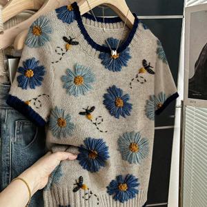 TEMU 봄/여름 우아한 여성용 플로럴 프린트 반팔 스웨터, 캐주얼 대비 트림 반팔 상의, 활용도 높은 데일리 니트웨어, 편안한 여성 의류, 모든 계절에 어울리는 디테일한 디자인의 상의