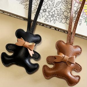 TEMU 귀여운 곰 키체인 2개 세트, 가방 및 백팩용 PU 가죽 캐릭터 열쇠고리 액세서리, 커플 선물 또는 베프 선물 추천, 생일 선물, 백팩 장식, 패션 애호가를 위한 품질 좋은 키링, 카툰 키체인