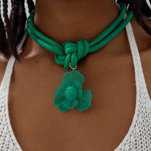 TEMU 빈티지 메탈 잎사귀와 꽃 컷아웃 펜던트 목걸이 1개, 폴리에스터 기하학적 핸드 노트 초커, 여성 파티 및 연회용, 친구를 위한 이상적인 선물, 새로운 가을/겨울 스타일