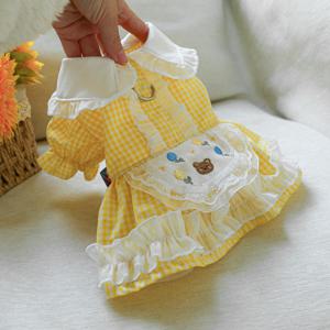 TEMU 새로운 시골풍 애완동물 드레스, 노란색 인형 칼라와 곰돌이 자수, 리드줄 부착 기능 포함, 봄/여름에 작은 고양이 및 강아지에게 적합