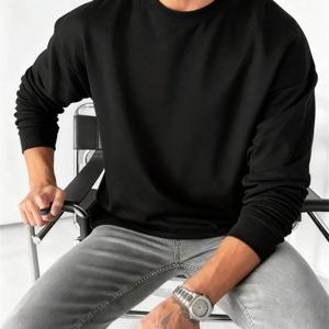 TEMU 남성용 긴팔 티셔츠 - 드롭 숄더와 라운드넥의 루즈핏 스포티 스트리트 스타일 상의. 통기성이 좋고, 아이스-필 기술로 제작된 원단으로, 습기를 빠르게 흡수하고 바디에 끼지 않으며, 땀에 강함.