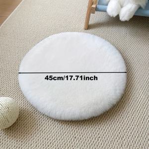 TEMU 부드러운 라운드형 장식 카펫 1개. 밝은 색상의 솔리드, 모던한 북유럽 스타일의 인조 토끼 원단으로 제작되었으며 세탁 가능하며 따뜻하고 친숙한 홈 데코 분위기를 연출하는 데 완벽합니다.