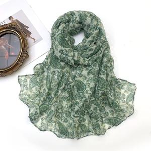 TEMU 페일리 패턴, 가볍고 통기성 좋은 원단으로 제작되었으며 스카프, 숄, 헤어밴드로 사용하여 우아하게 드러내어 줍니다. 자유로운 영혼과 패션 애호가를 위한 필수품입니다.