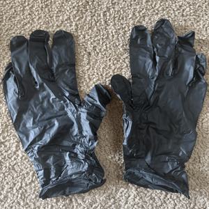 TEMU 두꺼운 장갑, 검정색 일회용 니트릴 장갑 - 가볍고 가정 청소 및 반려동물 관리에 적합, 스타일리시한 청소 장갑, 주방 사용자별, 파우더 프리 - 모든 계절에 적합