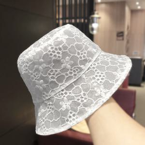 TEMU 여름용 여성용 가벼운 레이스 통기성 모자, 코바늘 뜨개질 및 속이 빈 디자인 특징. 정교한 라이프스타일을 추구하는 여성에게 완벽한 섬세한 여름용 어부 모자이며 여행에 적합합니다.