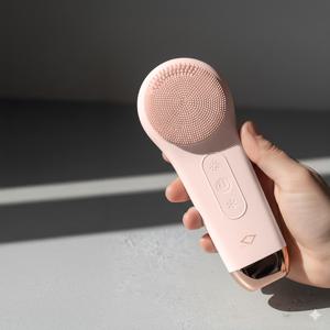 TEMU Crei 크레이 충전식 진동 세안기 진동클렌저,얼굴 쿨링 모공 청소 클렌징 브러시 세안기,민감한 피부 사용가능 (진동·온열·냉각 기능 탑재)