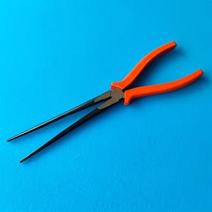 TEMU 1개 10인치(약 26.5cm) 연장형 롱 노즈 플라이어, 톱니 모양 턱이 있는 초장형 니들 노즈 플라이어, 좁은 공간에서 기계 장비 및 전기 유지보수 도구에 적합