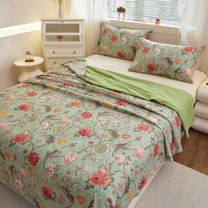 TEMU 1개 그린 플로럴 덩굴 프린트 라이트 베이지 친화적이고 편안하며 가벼운 담요, 세탁기 사용 가능, 다양한 사이즈 선택 가능, 우아한 침실 장식, 소파, 침대, 선물용으로 완벽. 다용도 베드스프레드 | 매력적인 스타일, 가볍고 보관이 쉬운, 매우 부드러운 여름 퀼트