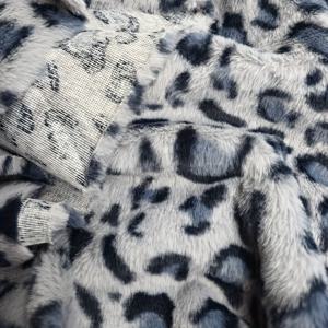 TEMU 2025 신상 빈티지 인조 토끼털 단면 인조 프린트 원단, 두껍고 부드러운 넓은 폭 48cm*160cm 폴리에스터 소재, 의류, 신발, 모자, 홈 텍스타일, DIY 공예용 원단. 참고: 1. 수작업 절단 시 2cm-3cm 오차가 있을 수 있음. 2