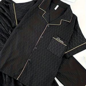 TEMU 2025년 신상 남성용 아이스 실키 섬유 원단 파자마 3종 세트, 남성용 여름 파자마, 아이스 실키 패셔너블한 남성용 여름 반팔, 반바지, 긴바지, 아우터웨어, 라운지웨어로 착용 가능, 블랙 자카드 레터링 홈웨어 세트