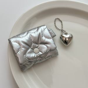 TEMU 정교한 다운 원단 하트 자수 수제 풀커버 플립 소프트 이어폰 케이스 + 하트 펜던트, 2개 세트, 에어팟 4세대/3세대/프로/에어팟프로2/2세대/1세대/프로3에 적합