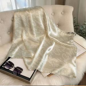 TEMU 1개 패션 헤드스카프 | 베이지 및 흰색 플로럴 벽지, 내구성, 간편한 관리, 스타일리시 여성용 헤어 스카프 | 데일리, 통근, 데이트, 의상, 발렌타인데이, 성 패트릭 데이, 라마단, 졸업식, 부활절, 설날, 카니발, 결혼식 등 다용도