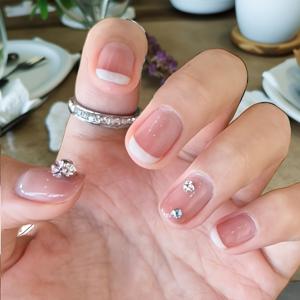 TEMU 2025년 여름 신상 웨어러블 네일 팁 10개입, 고급스러운 느낌, 라인스톤 블러쉬 네일 아트, 짧은 원형 인조 손톱. 달콤하고 멋진 풀 커버 인조 손톱