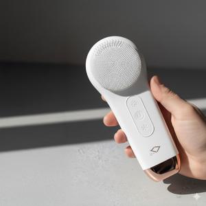 TEMU Crei 크레이 충전식 진동 세안기 진동클렌저,얼굴 쿨링 모공 청소 클렌징 브러시 세안기,민감한 피부 사용가능 (진동·온열·냉각 기능 탑재)