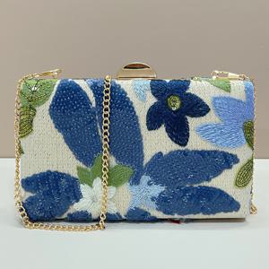 TEMU 반짝이는 스팽글이 돋보이는 클러치, 우아함과 세련성을 풍기며 신상 빈티지 플로럴 패턴이 특징입니다. 2025년 이브닝 이벤트에 완벽한 이 파티 백은 여성에게 이상적이며 파티, 결혼식, 졸업식과 같은 행사에 적합합니다.