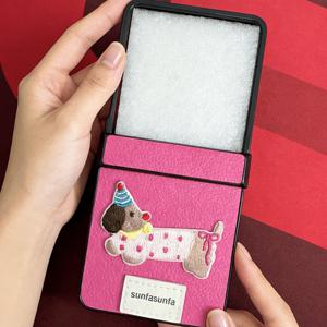 TEMU 휴대폰 케이스 - 삼성 갤럭시 Z Flip3/Z Flip4/Z Flip5/Z Flip6/Z Flip7 호환, 자수 귀여운 강아지 - 풀 랩, 낙하 방지, 창의적인 디자인