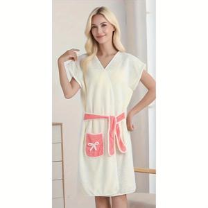 TEMU 초강력 흡수력의 속건성 착용형 목욕 타월. 사랑스럽고 부드러운 스타일의 가정용 목욕 가운으로 피부에 자극이 적고 통기성이 좋습니다. 샤워 후 바로 착용 가능하며 몸에 달라붙지 않고 보풀이 일지 않습니다. 편안하고 따뜻하며 일상 여가나 사전 착용에 필수적입니다. 할로윈, 크리스마스, 추수감사절, 새해를 위한 훌륭한 선물이기도 합니다.