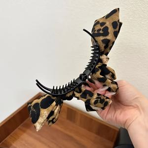 TEMU 세련된 프린트 리본 헤어 클립 - 레트로 스타일 패브릭 상어 클립, 포니테일 및 번 헤어스타일에 적합