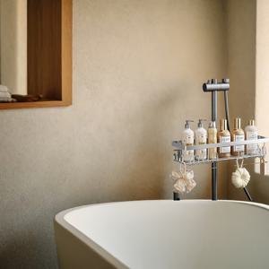 TEMU 스테인리스 스틸 화장실 위 샤워 및 욕실 수납 선반 - 헤비 듀티 걸이형 정리대, 공간 절약형 수직 디자인, 드릴링 불필요, 접착제/나사로 쉬운 설치, 녹 방지, 샤워, 욕조, 화장실에 적합 - 모던 화이트 및 블랙 옵션, 작은 욕실에 이상적, 벽걸이 욕실 선반, 샤워 캐디, 샤워 수납 정리대, 욕실 선반