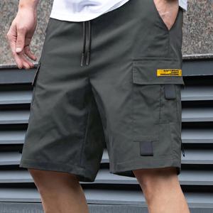 TEMU 남성용 패셔너블 캐주얼 작업복 반바지 1벌, 봄/여름용, 다중 포켓 및 드로스트링 디자인. 캐주얼 스포츠, 야외 활동, 캠핑, 여행, 휴가에 적합. 남성, 파트너, 가족을 위한 선물로 이상적. 남성 의류, 남성용 웨딩 반바지, 남성용 운동 바지