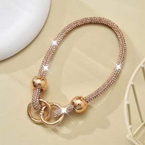 TEMU 반짝이는 라인스톤이 돋보이는 휴대폰용 짧은 손목 스트랩. 더블 클립으로 디자인되었으며, 키체인 및 분실 방지를 위한 휴대용 가방으로도 사용할 수 있는 생생한 액세서리입니다.