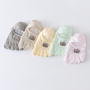 TEMU 여성용 짧은 투명 양말 5켤레, 다섯 발가락 양말, 여름용 컬러풀 통기성 메쉬 발목 양말, 땀 흡수 기능, 귀여운 사과 고양이 패턴