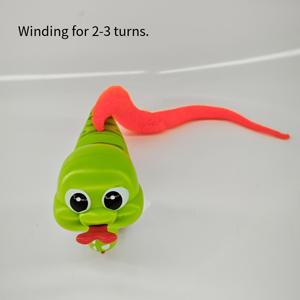 TEMU 실내 놀이용 배터리 불필요한 풍선식 기계식 웅얼거리는 뱀 고양이 장난감 - 중형 고양이를 위한 리얼리스틱 움직임의 인터랙티브 플라스틱 티저, 사냥 본능 자극 및 지루함 해소, 재미있는 디자인, 가벼운 무게