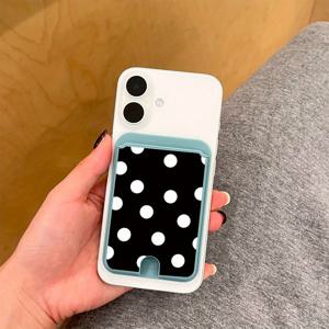 TEMU 블랙 앤 화이트 폴카 도트 패턴 강력 자석 카드 홀더, 소프트 터치, 스타일리시하고 내구성 있는 PC 소재. 삼성, 아이폰 및 기타 자석식 폰/케이스에 적합. 은행 카드, 신용카드, 멤버십 카드 등 1~30장 수납 가능