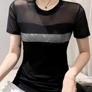 TEMU 여성용 신상 여름 패션 반팔 라운드넥 티셔츠. 스타일리시한 디자인, 라인스톤과 메쉬 패널이 특징입니다.