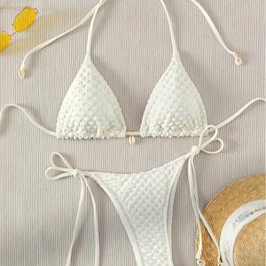TEMU 우아한 단색 여성 비키니 세트. 피부 친화적이고 통기성이 좋은 흰색 버블 텍스처가 특징이며, 해변 휴가 분위기에 완벽합니다. 로맨틱한 데이트에 이상적인 섹시하고 우아한 수영복입니다.