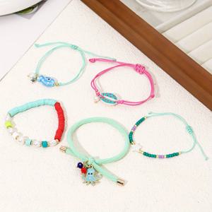 TEMU 오션 블루 유리 물고기, 조개, 문어 펜던트 비즈가 특징인 여성용 팔찌 5개 세트. 파티 및 일상복으로 완벽합니다.