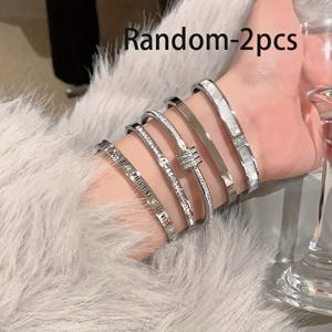 TEMU 2개 랜덤 엘레강트 & 럭셔리 스테인리스 스틸 반지 세트, 남녀공용, 고품질 패션 팔찌, 데일리 외출에 적합, 내구성 좋은 트렌디 액세서리, 파티 반지, 패션 팔찌, 스택 가능 팔찌, 여성 패션, 남성 선물