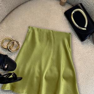 TEMU 사계절 착용 가능한 스커트, 새틴 슬림핏 지퍼 미니 스커트, 우아한 파티, Y2K, 캐주얼 엘레강스, 휴가, 외출, 출퇴근, 집, 사교 행사, 발렌타인데이, 새해 의상, 여성 의류