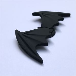 TEMU 귀여운 악마 박쥐 날개 스탠드 & 이어폰 케이블 정리기 실리콘 날개 홀더 케이스 (아이폰, 삼성 호환)