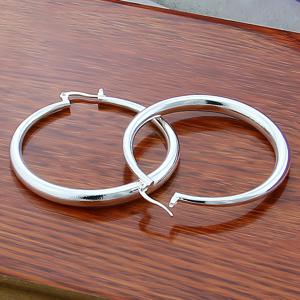 TEMU 저자극성 광택 있는 스타일리시한 대형 후프 귀걸이, 모든 행사에 적합, 사계절용 선물, 선물용, 여성을 위한 선물