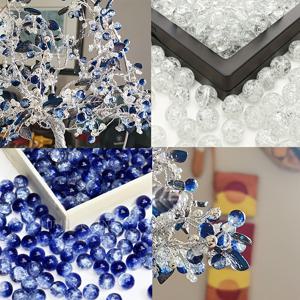 TEMU 파란색과 흰색의 약 149개 혼합 8mm 루스 비즈. 흰색 유리에 균열이 있는 끝이 특징입니다. 당신만의 주얼리 및 공예품을 만들기에 이상적입니다.