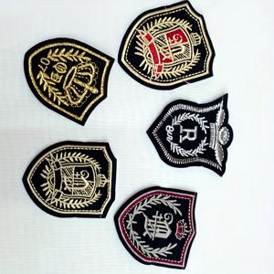 TEMU 골드 & 실버 실 자수 뱃지 5개 세트, 컴퓨터 자수 실드 패치, 평면 자수 공예 패브릭 패치