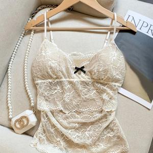 TEMU 스프링 여름 트렌디 섹시 쉬어 레이스 캐미솔 탑 여성용 숏 기장 여성 민소매 블라우스 베이스 레이어, 40-57.5KG 소형 여성에게 적합, 고정 컵 패드 및 조절 가능한 스트랩, 레이스 원단 부드럽고 통기성 - 패션 여성 의류