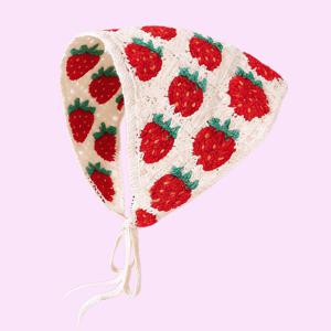 TEMU 사랑스럽고 부드러운 파스텔 크로셰 헤어피스. 꽃무늬 딸기 패턴 니트 스카프가 특징이며, 해변 나들이, 휴가 및 데일리 패션에 완벽합니다.