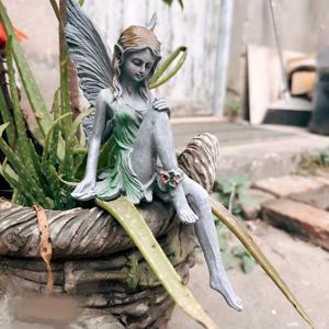 TEMU 빈티지 날개 달린 앉아있는 꽃 요정, 천사 테마의 판타지 정원 장식, 핸드 페인팅 웨딩 및 마당 장식품, 자연 애호가를 위한 판타지 아트 선물, 야외 정원 예술, 정원 예술 작품 | 판타지 요정 디자인 | 정교한 장인 정신, 정원 장식