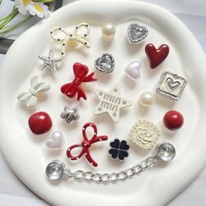 TEMU 20개 세트: 별, 리본, 하트, 입술, 체인 시리즈 신발 액세서리. 슬리퍼 및 샌들용. 탈부착식 DIY 신발 버클 세트. 크리스마스 셀렉션 선물