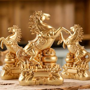 TEMU 성공을 위한 황금 말 조각상 3개 세트 - 레트로 레진 말 스탯, 데스크탑/테이블 장식, 사무실, 중국 설날 및 성공 선물용