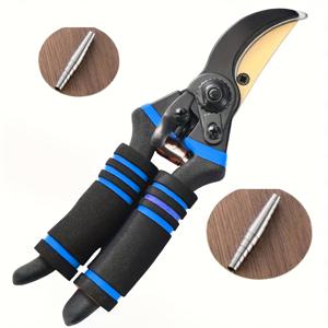 TEMU 3피스 세트: 8.5인치 전문 티타늄 합금 정원 전지가위 1개 및 교체 가능한 304 스프링 2개 포함 - 금색 날카로운 티타늄 코팅 블레이드, 초경량, 부식 방지 헤비듀티 스틸 정원 가위, 미끄럼 방지 소프트 스폰지 그립, 홈 가드닝 및 조경 디자인에 이상적 | 양손잡이 그립 | 날카로운 커팅 가위