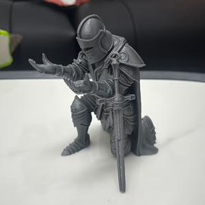 TEMU 3D 프린팅 기사 크리에이티브 펜꽂이 장식품 (펜 미포함) - 탁상용 펜 스탠드, 만년필 및 볼펜용 범용 - 사무실 및 서재용 책상 정리함 - 안정적, 미끄럼 방지, 공간 절약형 - 발렌타인데이 선물, 생일 선물 - 사무실, 학교, 침대 옆, 가정, 교실용으로 적합