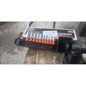 TEMU 소켓 렌치 세트 - 내구성 좋은 1/4인치 드라이브, 연장 핸들, 화이트/레드/블랙 색상 조합, 비전동식, 자동차 수리 및 산업용으로 적합, 조립 필요, DIY 애호가 및 전문가를 위한 이상적인 선택