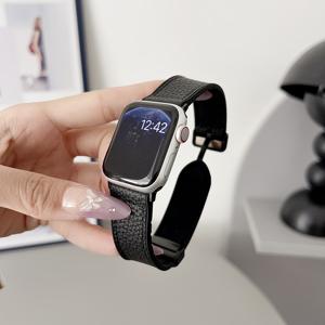 TEMU 새로운 리치 패턴 PU 가죽 마그네틱 버클 스트랩. Apple Watch 40mm/42mm/38mm/44mm/46mm/45mm/49mm용. iWatch 시리즈 10/9/8/7/6/5/3/SE/2/Ultra. 고급 PU 가죽. 남녀 공용 스포츠, 레저, 비즈니스용 고급 스마트워치 액세서리 (제품은 시계 스트랩입니다. 시계는 포함되지 않음)