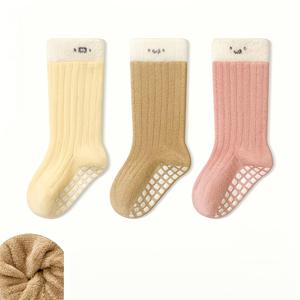 TEMU 아기 바닥 양말 3켤레, 어린이용 겨울 보온 중목양말, 남녀공용 유아용 실내 미끄럼 방지 시원함 차단 걷기 연습용 양말