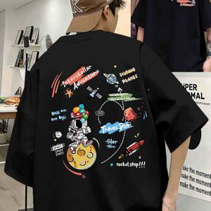 TEMU 남녀 공용 우주 Theme 프린트 트렌디 티셔츠, 우주 비행사 만화 패턴, 패셔너블 캐주얼 반팔 상의, 다용도 맞춤 디자인, 재미있는 창의적인 우주 여행 요소 의류